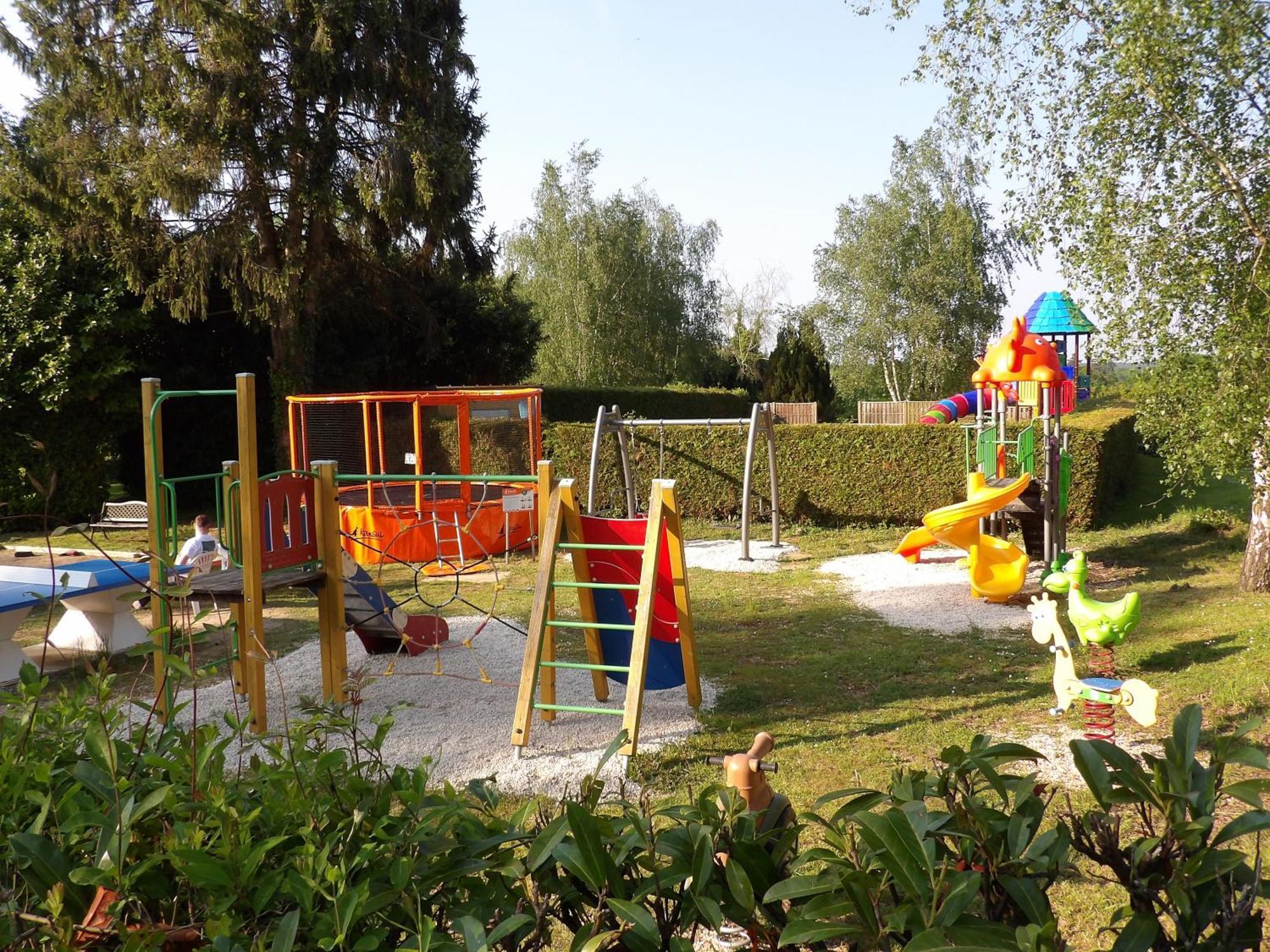 Camping Smile & Braudieres Mézières-sous-Lavardin المظهر الخارجي الصورة